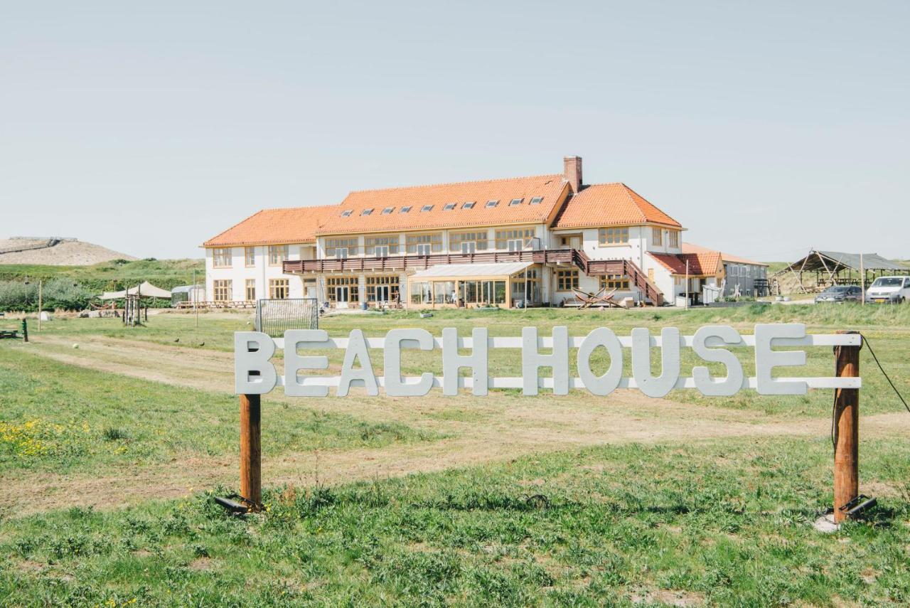 Family & Surfhostel Petten Esterno foto